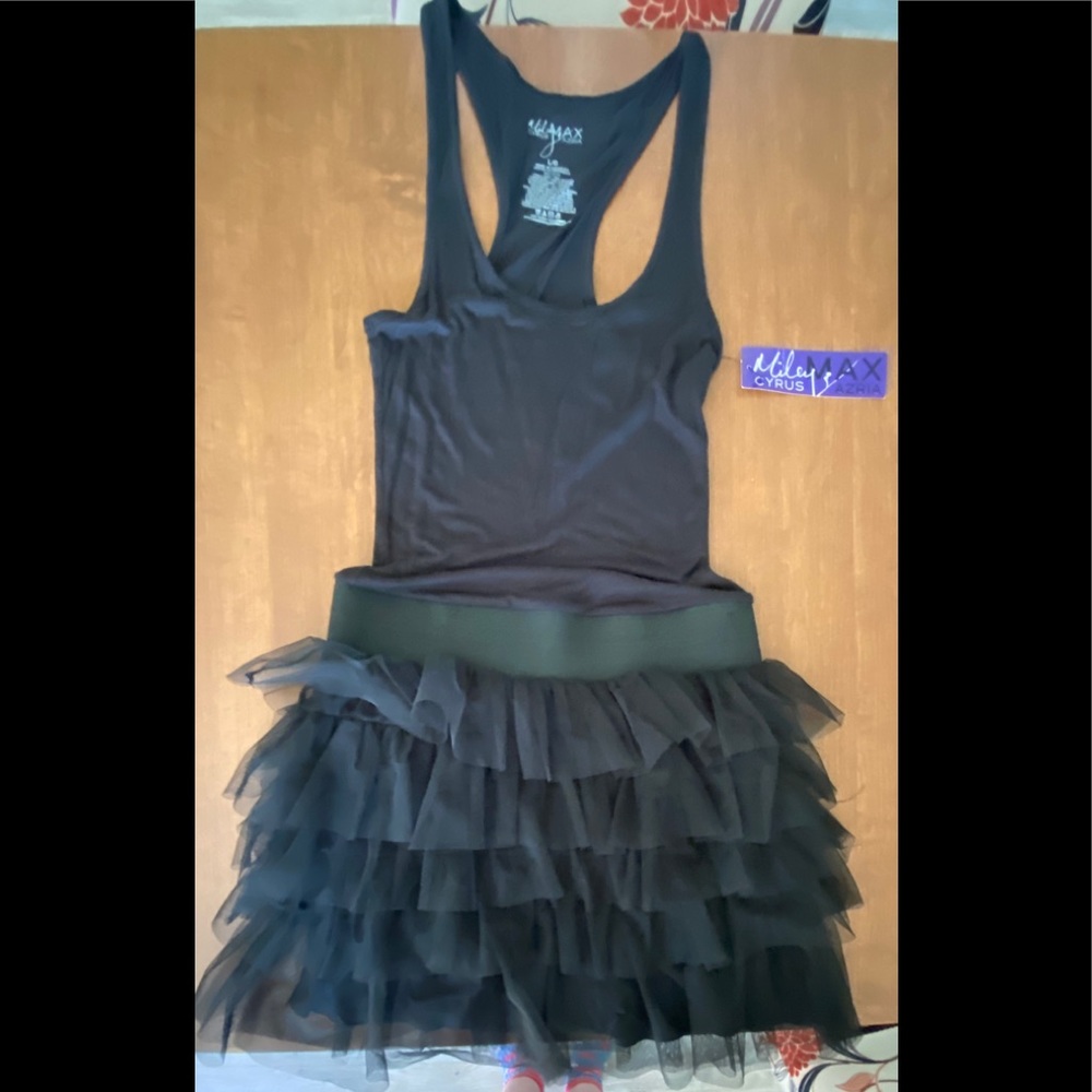 Miley Cyrus Max Azria size L NWT